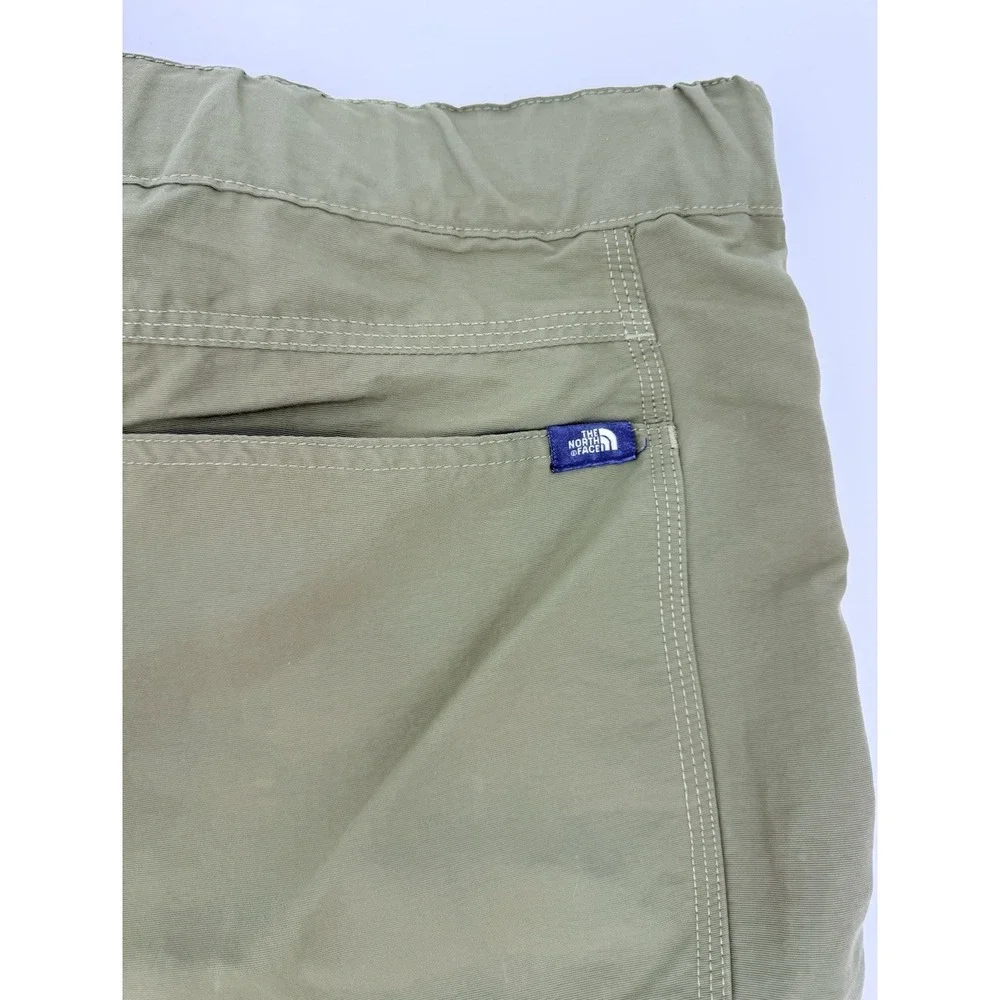 The North Face Cargo Shorts Olive Green NF0A2RGB Hiking Outdoor Nylon Men's 40